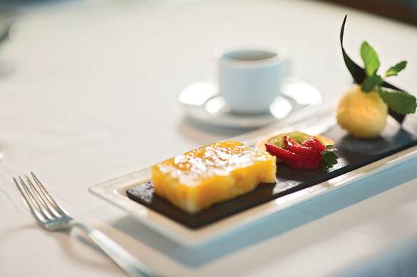 Paul Gauguin Cruises MS Paul Gauguin La Veranda Dishes 2 ©Paul Gauguin Cruises.jpg